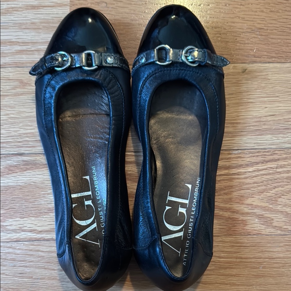 AGL Women's Black Leather Flats